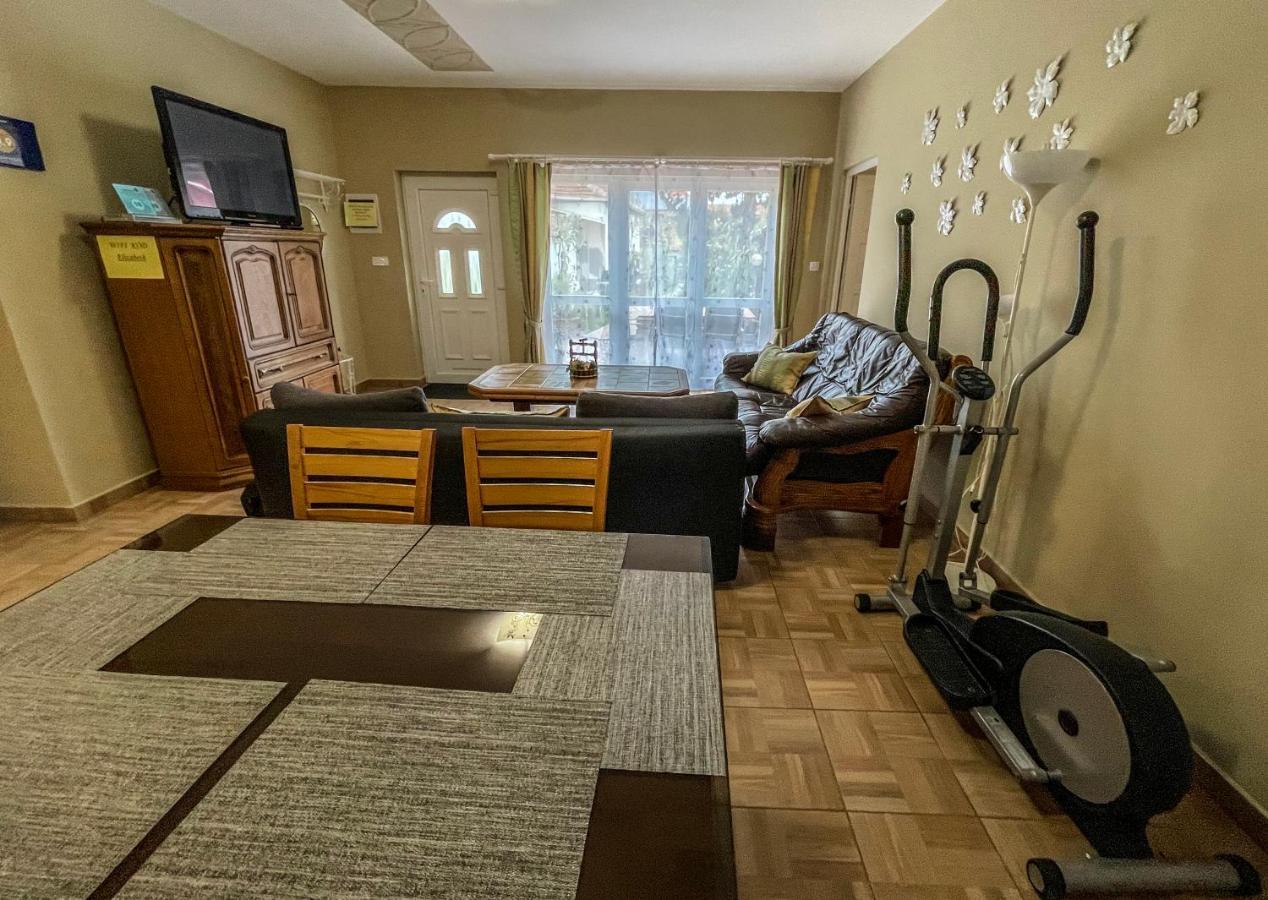 Elizabeth Apartman 托卡伊 外观 照片
