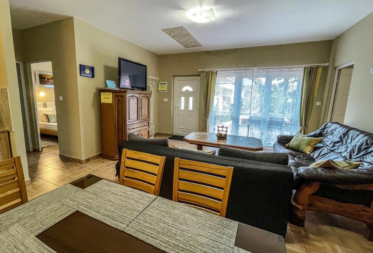 Elizabeth Apartman 托卡伊 外观 照片